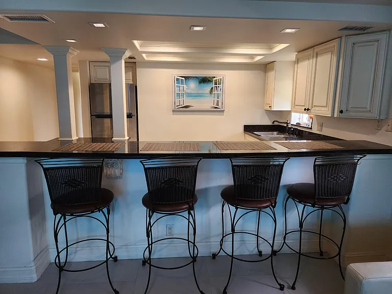 2080 E Hillsboro Blvd #108 — Photo 3