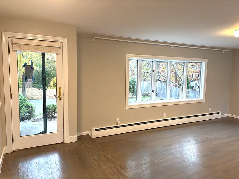 338 Langley Rd — Photo 3
