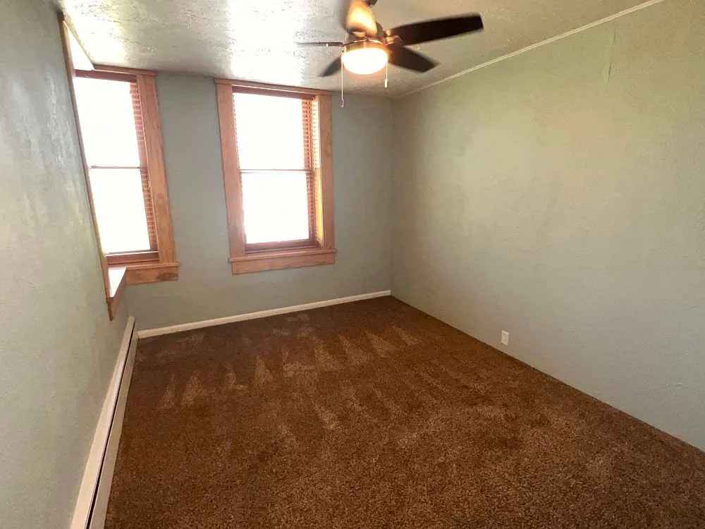 1 bed, 685 sqft, $1,300 — Photo 2