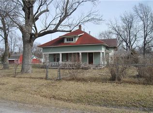 201 NE State Rte E, Highway Pleasant Hill, MO 64090