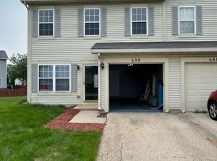 690 Edward Dr, Romeoville, IL 60446