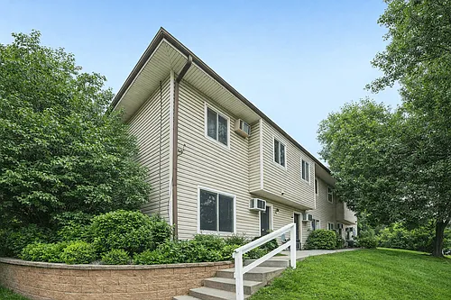 Carver Ridge Townhomes Photo 1