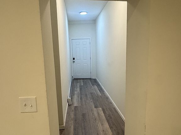 5th image of 23 Old Lake Rd APT 2