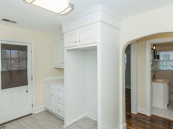 kitchen (stainless fridge there now)
