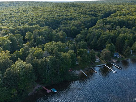 4th image of Forest Lake Rd