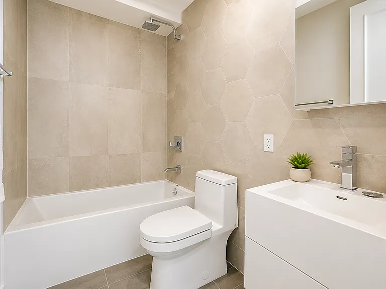 30 Starr St #2F — Photo 4