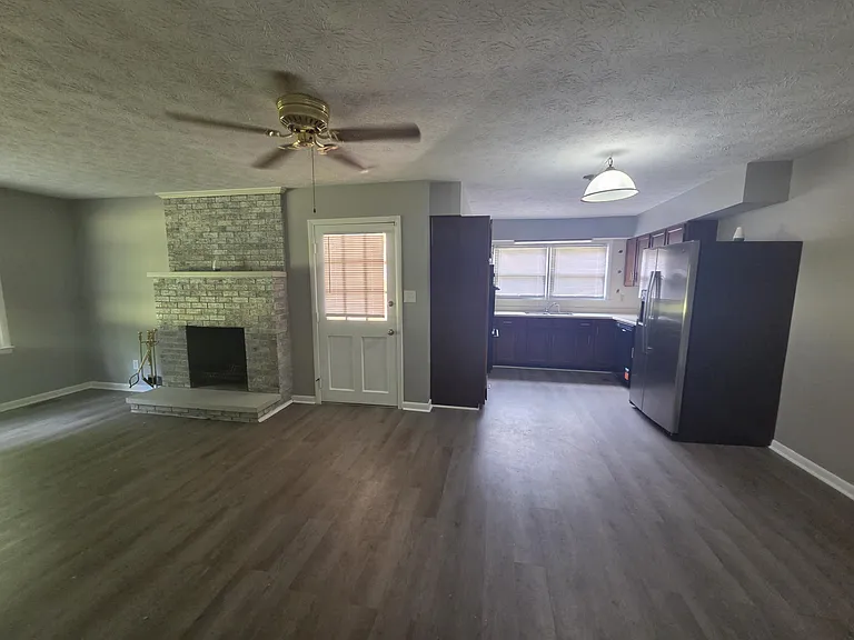 3334 Nevius Dr — Photo 10