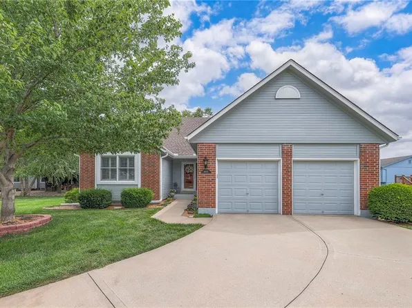 6845 W 156th Ter, Overland Park, KS 66223