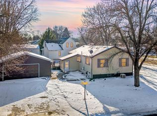 2333 Saint Paul Rd, Owatonna, MN 55060