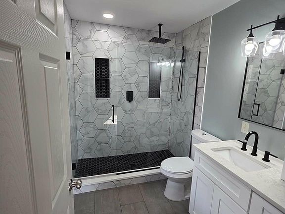 2nd image of 5285 E Holly Grove Rd #43