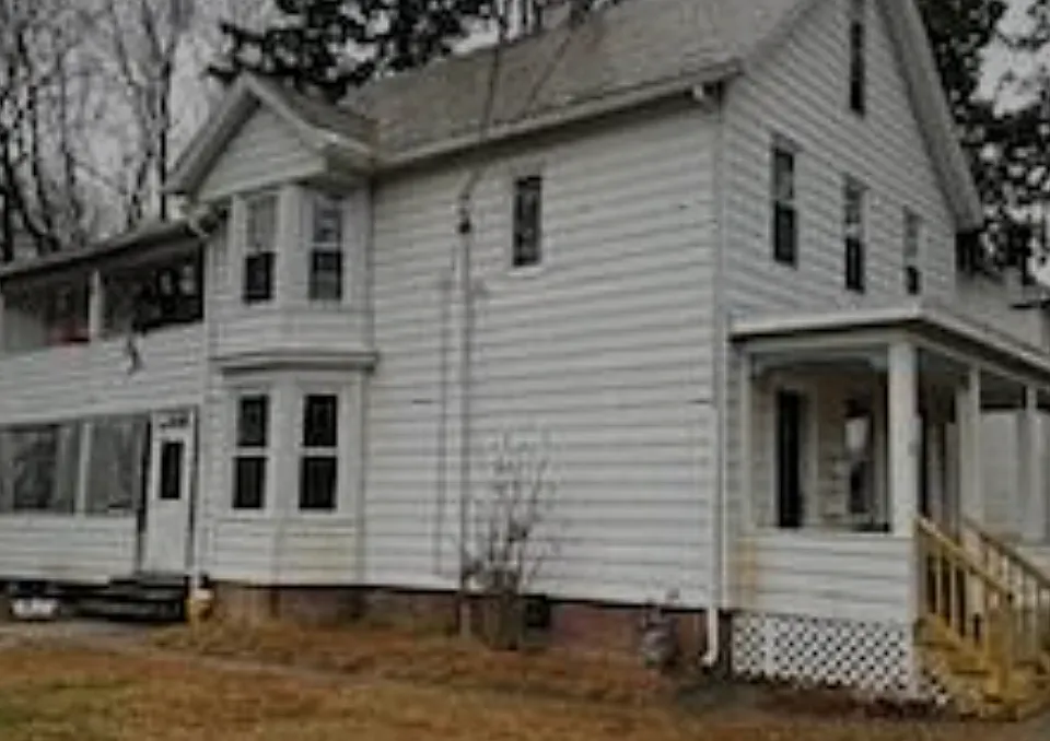 22 Gaston St #2