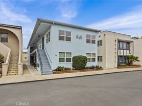 43 Ximeno Ave, Long Beach, CA