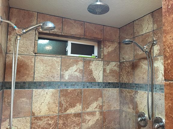 5th image of 3934 Oshaughnesy St