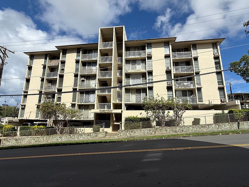 1st image of 1440 Ward Ave APT 402