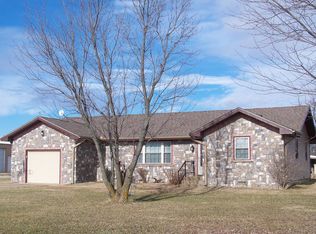 9615 Jackson Rd, Galesburg, KS 66740