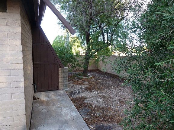 4th image of 2211 N Colter Dr