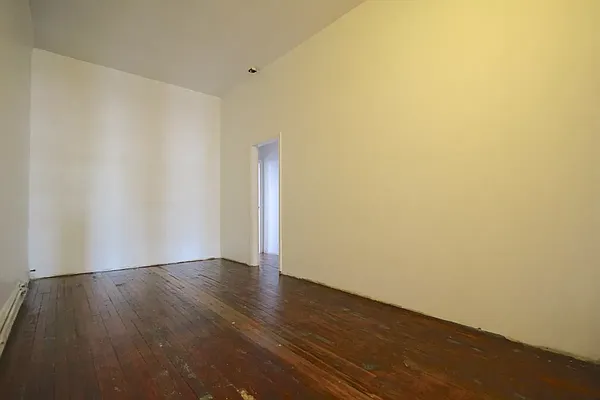 Rented by TorsX Inc | media 3