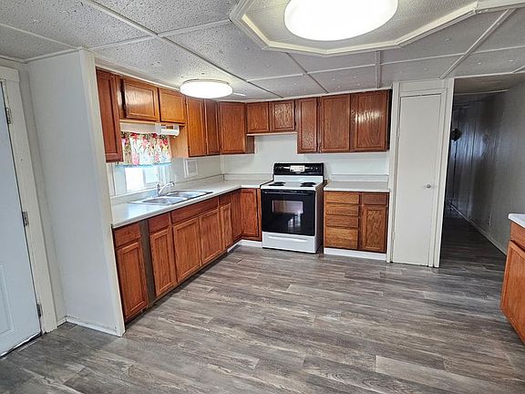 3rd image of 4179 Airway Dr NE