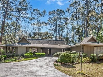 55 Gloucester Rd, Hilton Head Island, SC, 29928