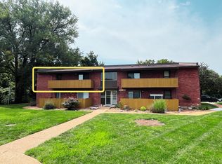 1190 Calley Dr APT C, Saint Louis, MO 63125