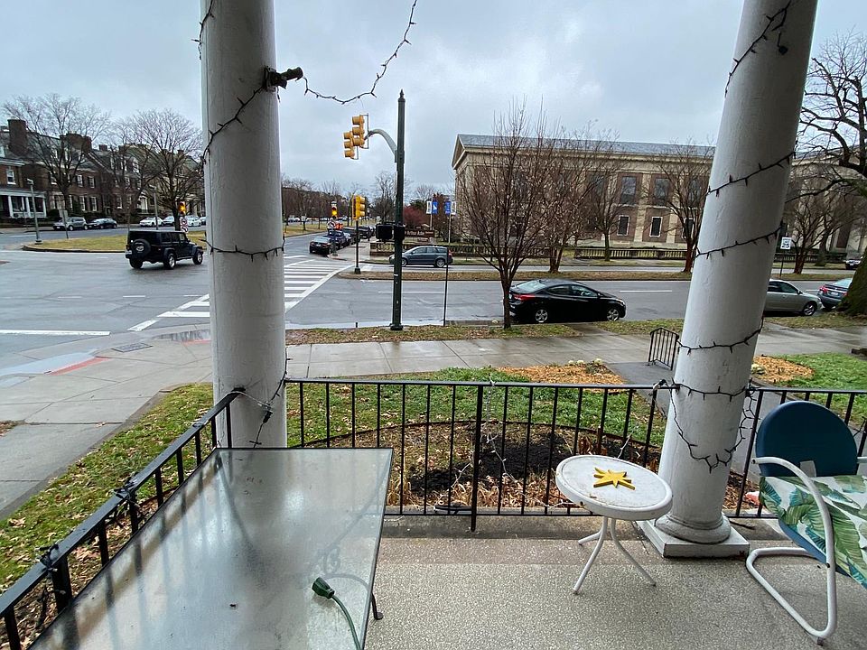 1st image of 622 N Arthur Ashe Blvd APT 1