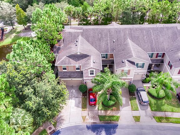 3rd image of 12554 Streamdale Dr