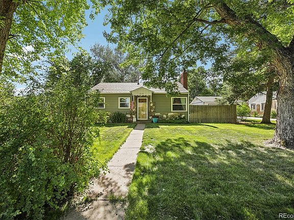3rd image of 1975 Cody Street