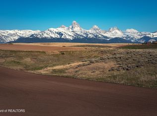 8779 Grizzly Ridge Rd, Tetonia, ID 83452