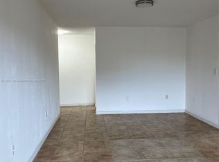 Brookview Condo, North Miami, FL 33161