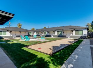 2512 E Thomas Rd, Phoenix, AZ 85016