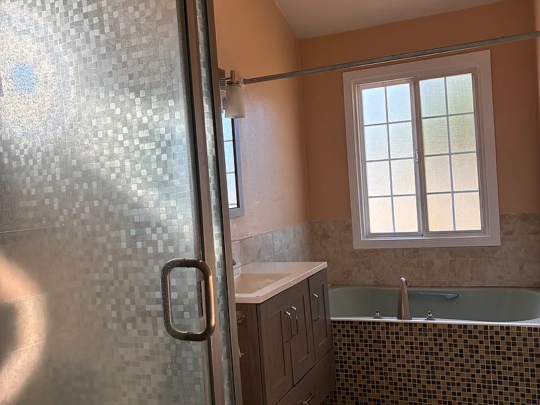 8272 Valencia Dr — Photo 1