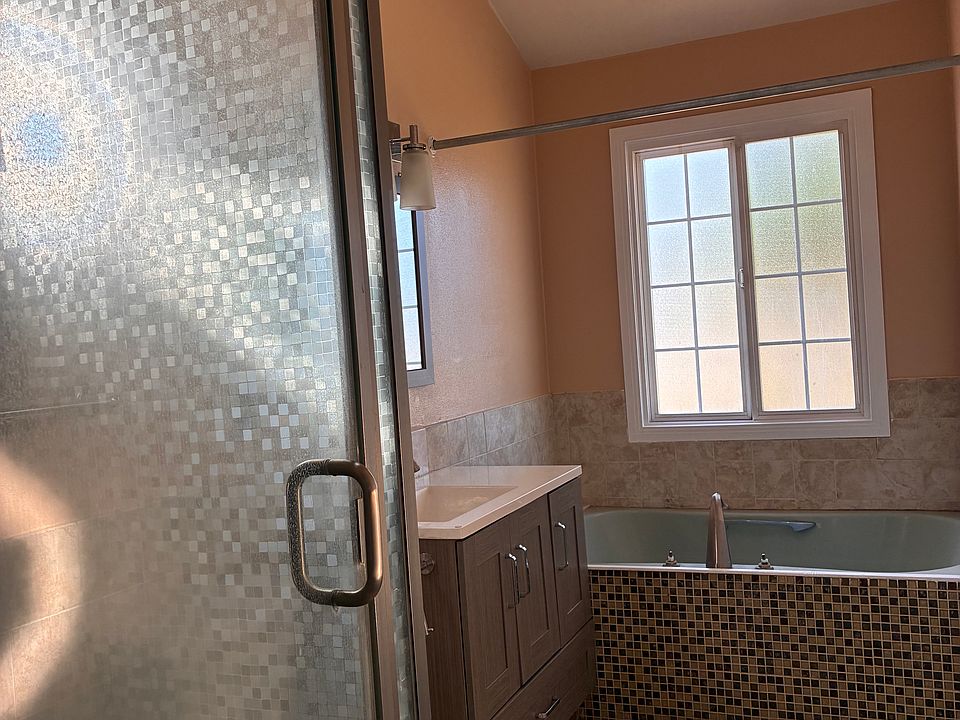 1st image of 8272 Valencia Dr