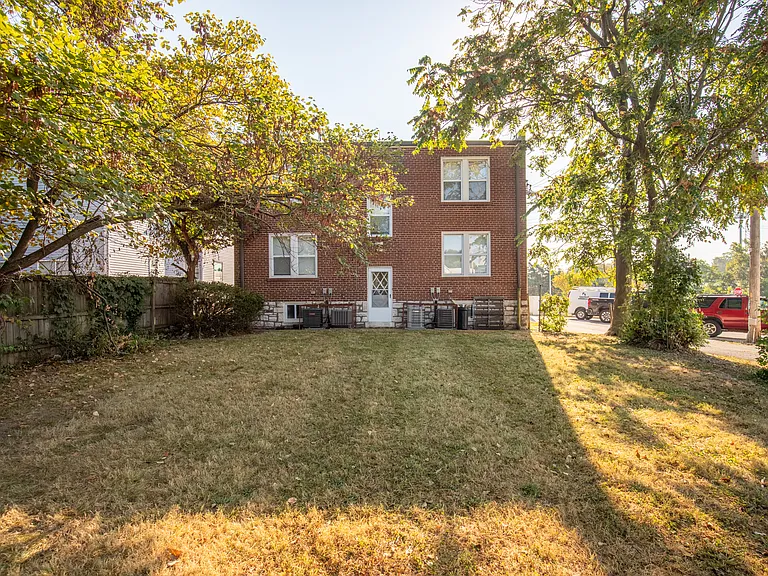 1555 Tamm Ave #B — Photo 21
