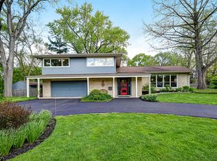 629 W Elm St, Wheaton, IL 60189