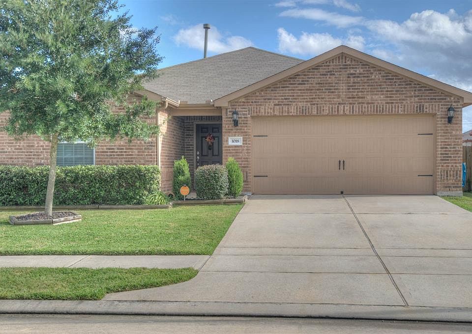 1st image of 1018 Arnica St