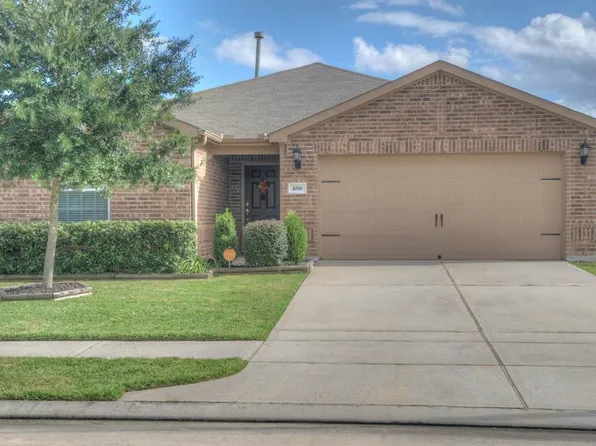 1018 Arnica St, Baytown, TX 77521