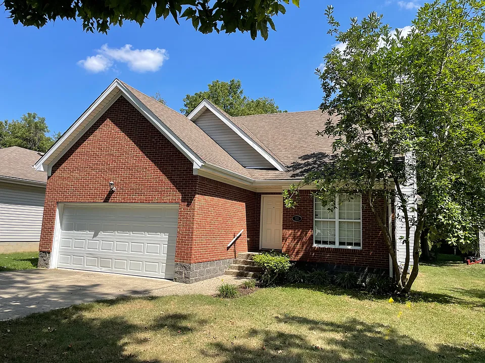 833 Fountain Ave