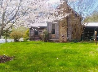 809 Hilham Hwy, Livingston, TN 38570