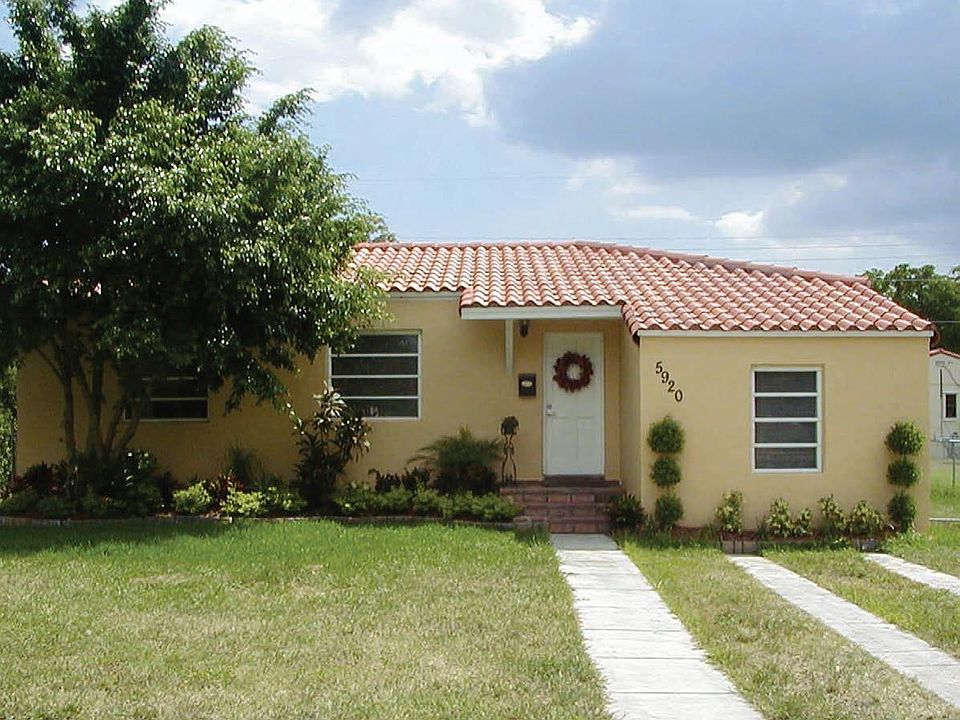 2nd image of 5920 SW 13th St