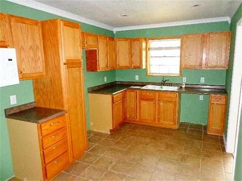4th image of 5610 Wilshire Dr