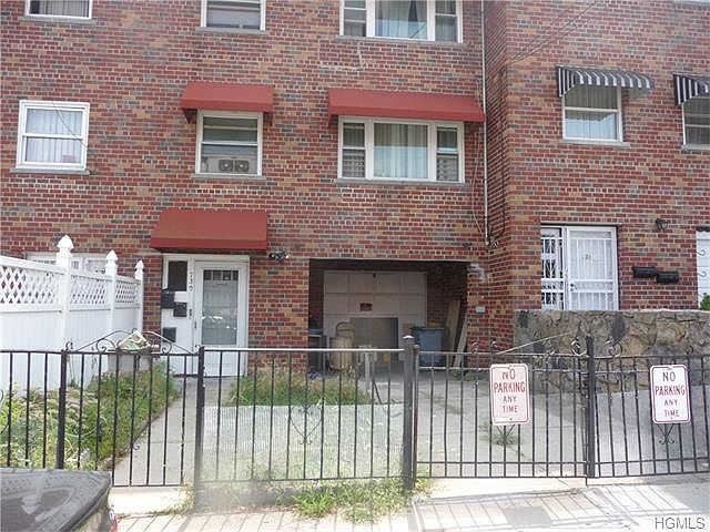 1st image of 730 Saint Ouen St