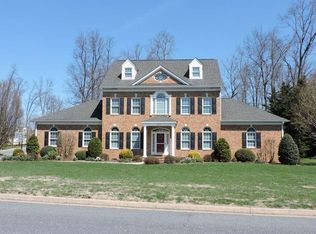 609 Pelham Dr, Waynesboro, VA 22980