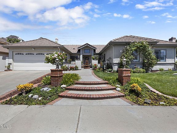 3rd image of 3995 Santa Tomas Pl