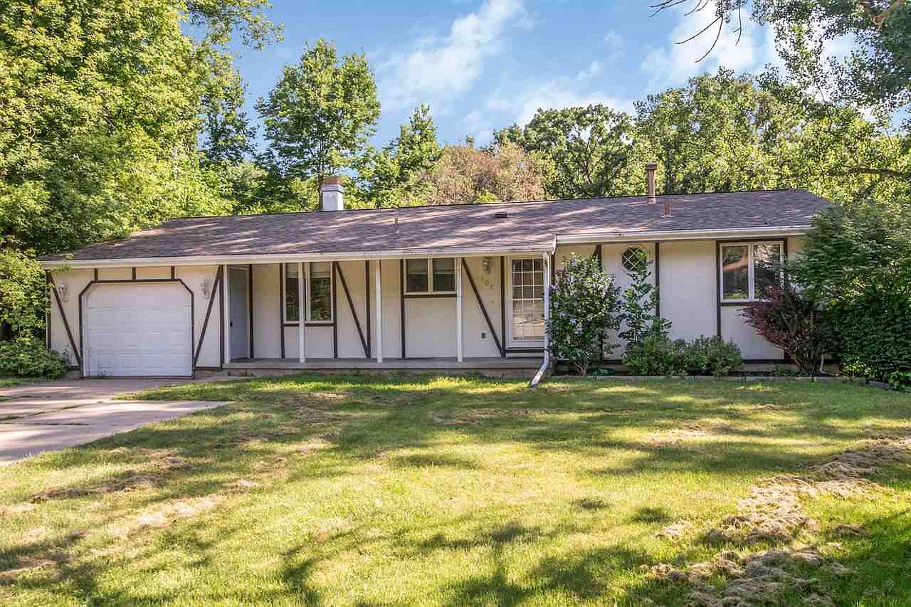 108 Nasinus Rd, Anamosa, IA 52205 Zillow