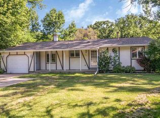 108 Nasinus Rd, Anamosa, IA 52205