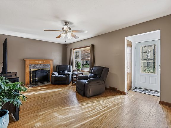 4th image of 197 Barry Rd