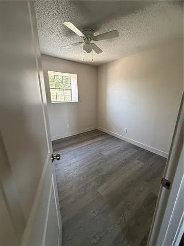 203 E Moreau St — Photo 11