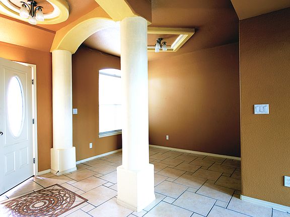 3rd image of 12748 Tierra Nunez Ct