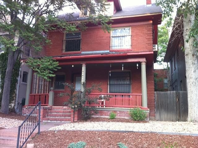 1110 Emerson St