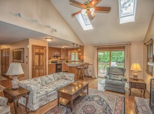 74 Oldefield Farms, Enfield, CT 06082